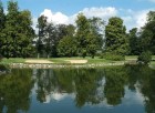 Изкуствено езеро за голф малко